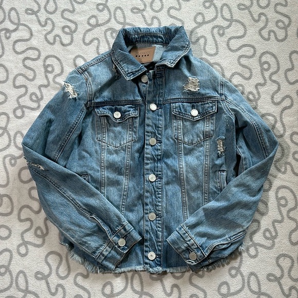 Blank NYC Distressed Jean Jacket - Picture 3 of 7